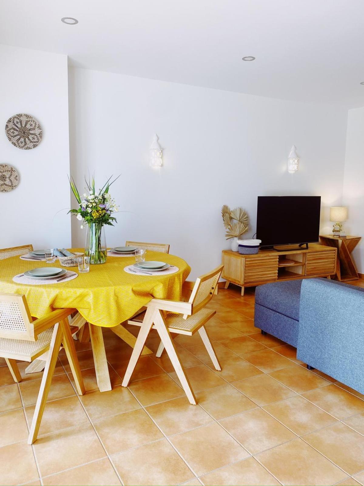 Beach Apartment Gabriela With Pool Porches  Eksteriør bilde
